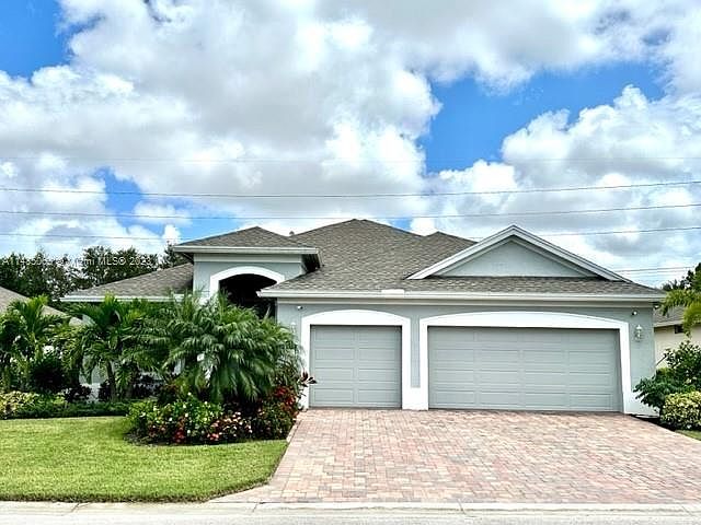 1st image of 1509 Segovia Cir