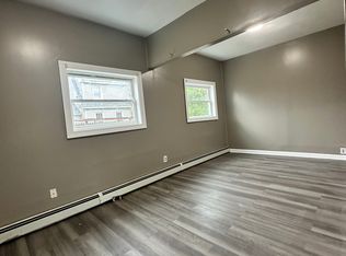 27-31 Monroe Ave, Riverside, RI 02915