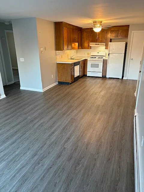 2 bed, 750 sqft, $1,800 — Photo 1