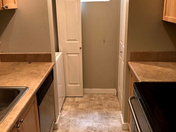 2nd image of 18930 Bothell Everett Hwy APT H201