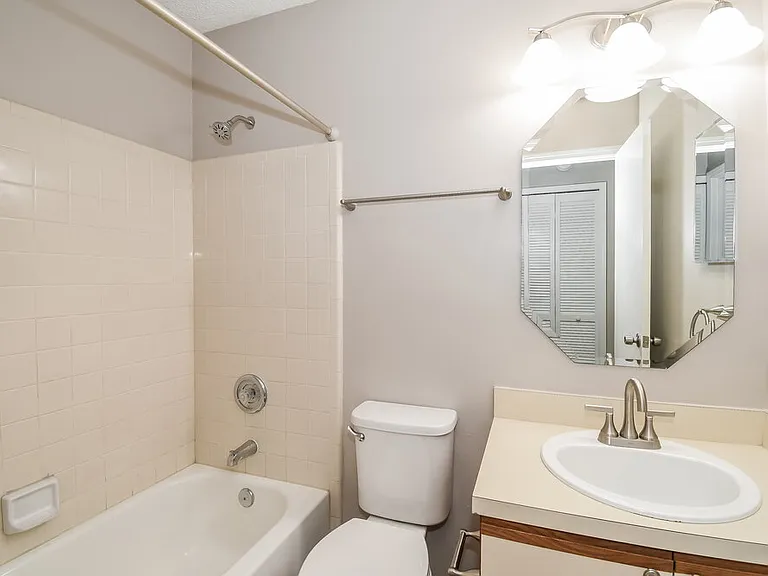 4176 Rollingwood Ct — Photo 15