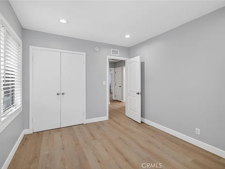 13808 S Catalina Ave — Photo 23