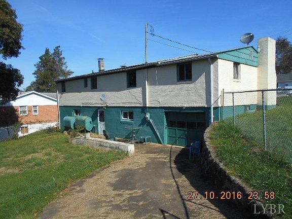 2nd image of 601 Smyth St