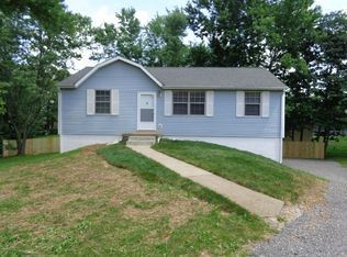 248 Raintree Dr, Clarksville, TN 37042