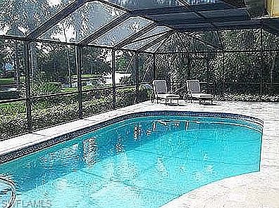 1st image of 3936 Woodlake Dr