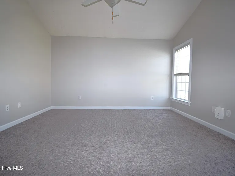 3616 Fescue Dr — Photo 8