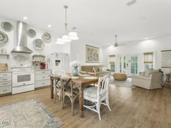 312 Governor Dr, Panama City Beach, FL 32413