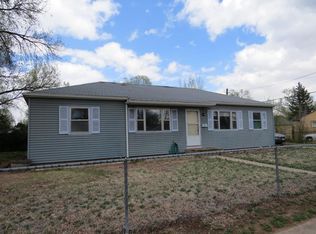 528 E Cheyenne Rd, Colorado Springs, CO 80905