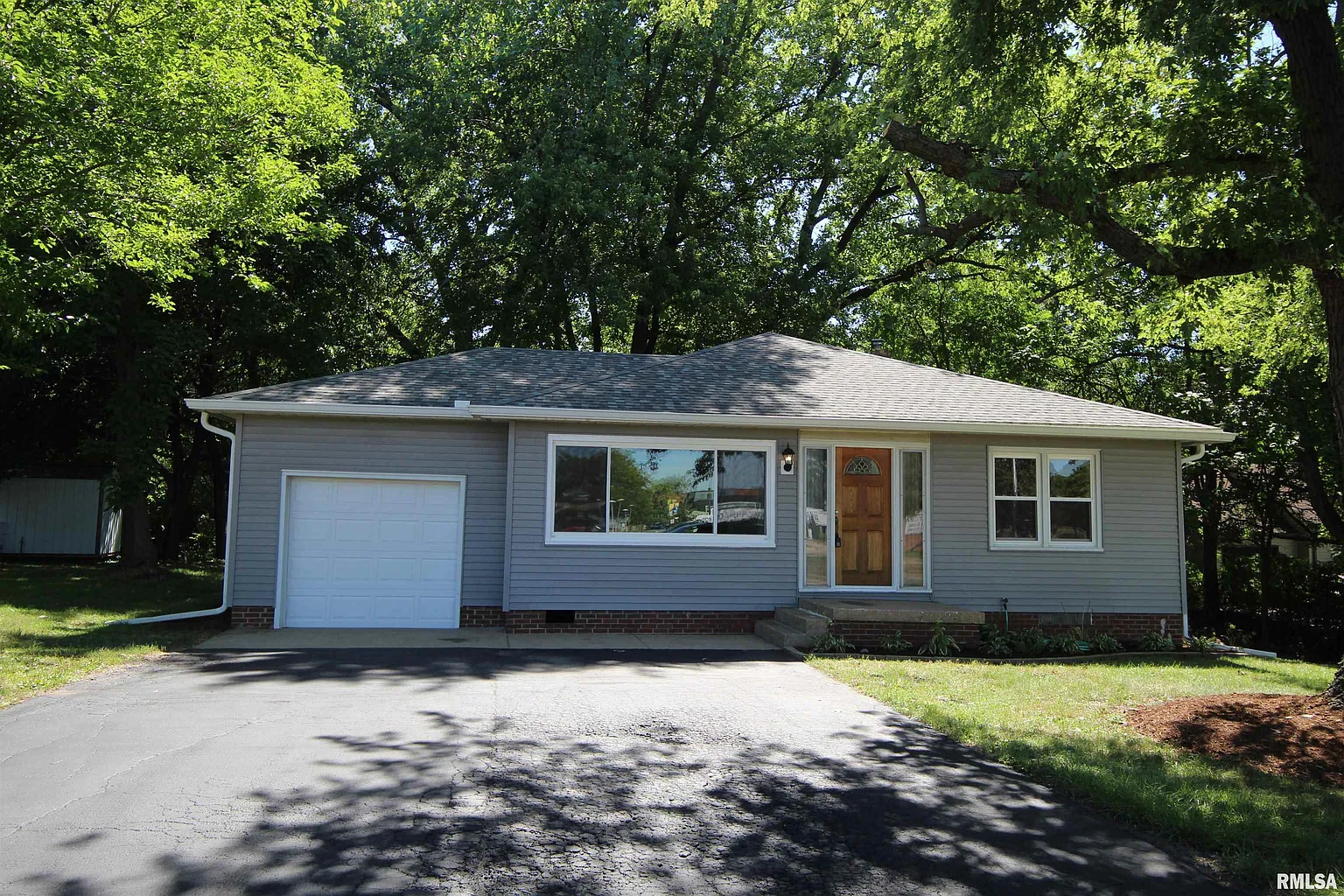 5414 N University St photo 1