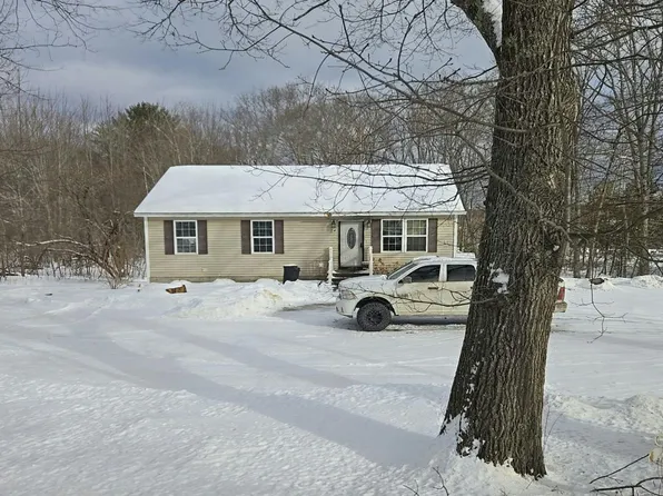 172 Klatte Rd, Hermon, ME 04401