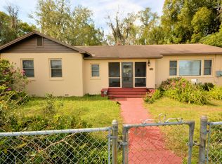 415 Palmetto Ave, Green Cove Springs, FL 32043