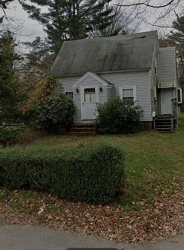 2nd image of 121 Quincy St