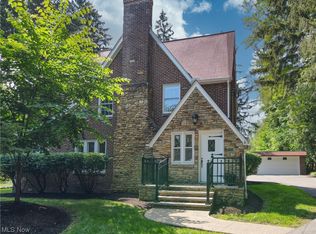 33350 Jackson Rd, Moreland Hills, OH 44022