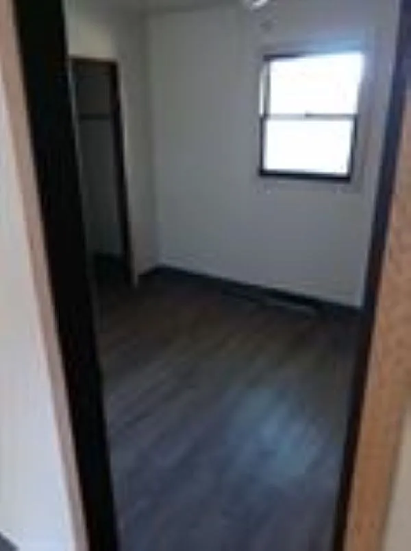 495-495 1/2 E 2nd St - 495 1... — Photo 4
