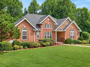 1422 Grassland Dr, Ashland City, TN 37015