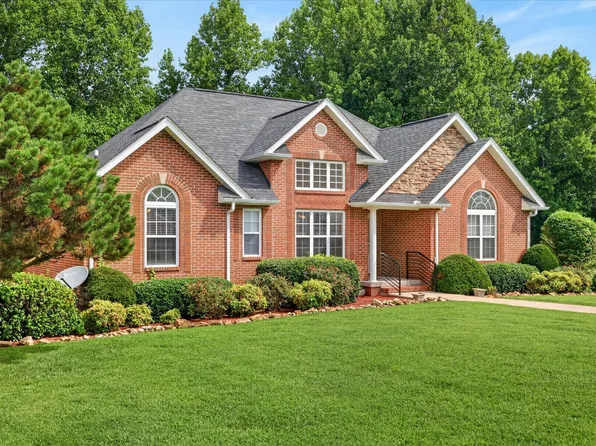 1422 Grassland Dr, Ashland City, TN 37015