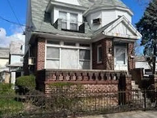 9421 Farragut Rd, Brooklyn, NY 11236