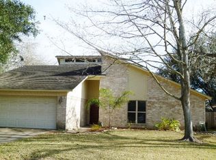 105 Perth St, Victoria, TX 77904