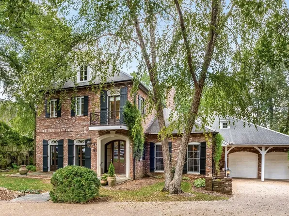44 Old Club Ct, Nashville, TN 37215