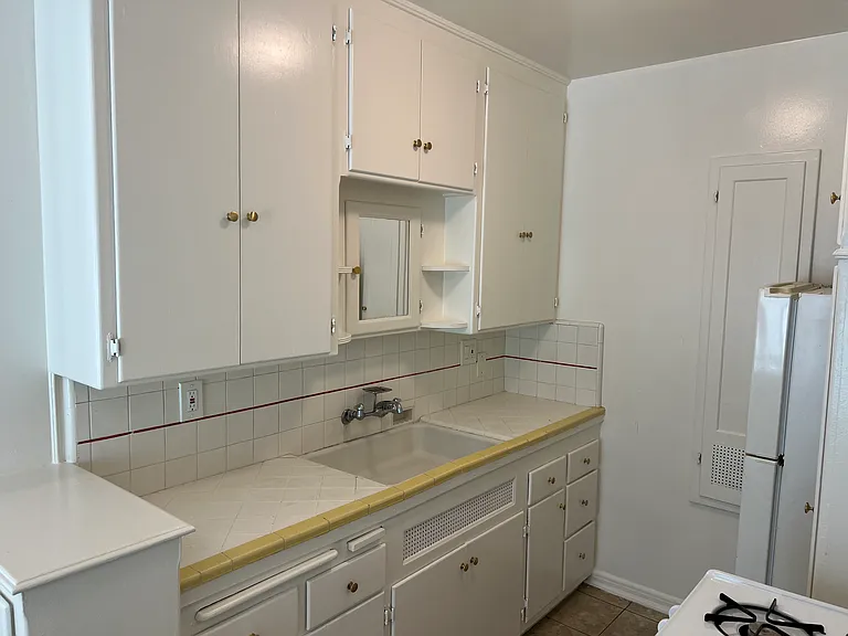 3409 E Ocean Blvd #2 — Photo 7
