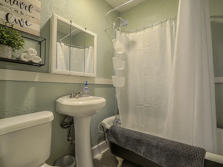 3721 Broadway Blvd #11 — Photo 11