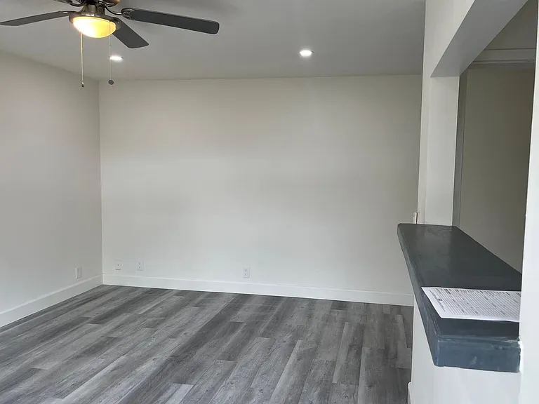 5147 E Carson St #1/2 — Photo 6