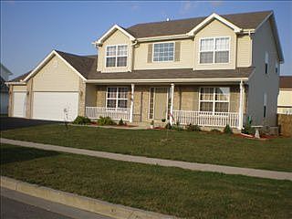 5th image of 933 Bradley Ln
