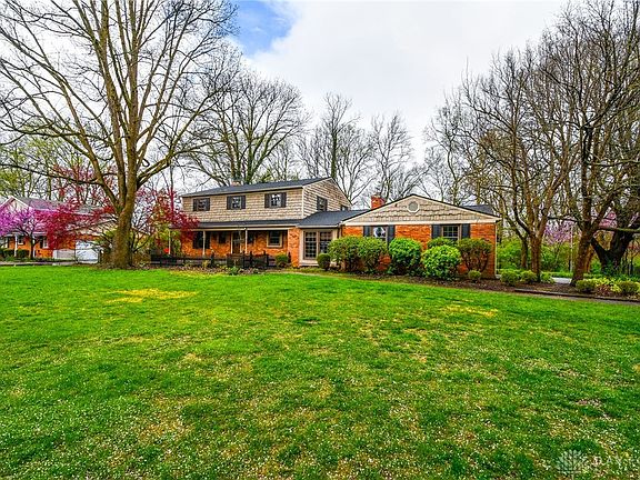 3rd image of 427 Greensboro Dr