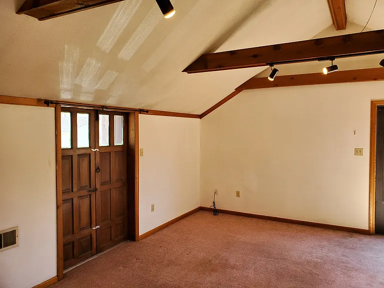 27 Richmond St #1 — Photo 5