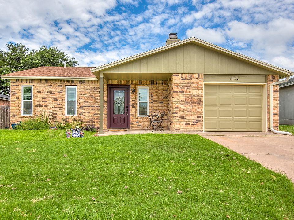1st image of 3390 Ridgemar Dr