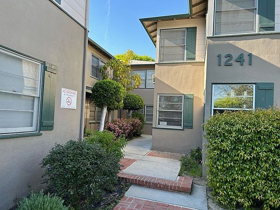 3rd image of 1241 E Harvard St APT 2