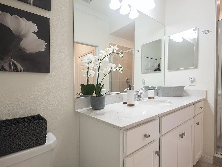 17724 Gawthrop Dr #308 — Photo 9