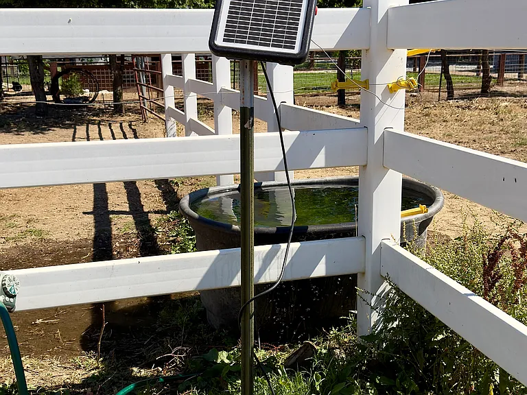 solar powered hot wire for all pastures