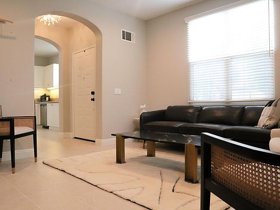 3rd image of 83 Glen Arbor