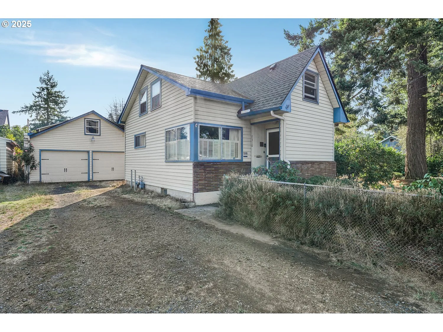 7310 SE 65th Ave photo 1