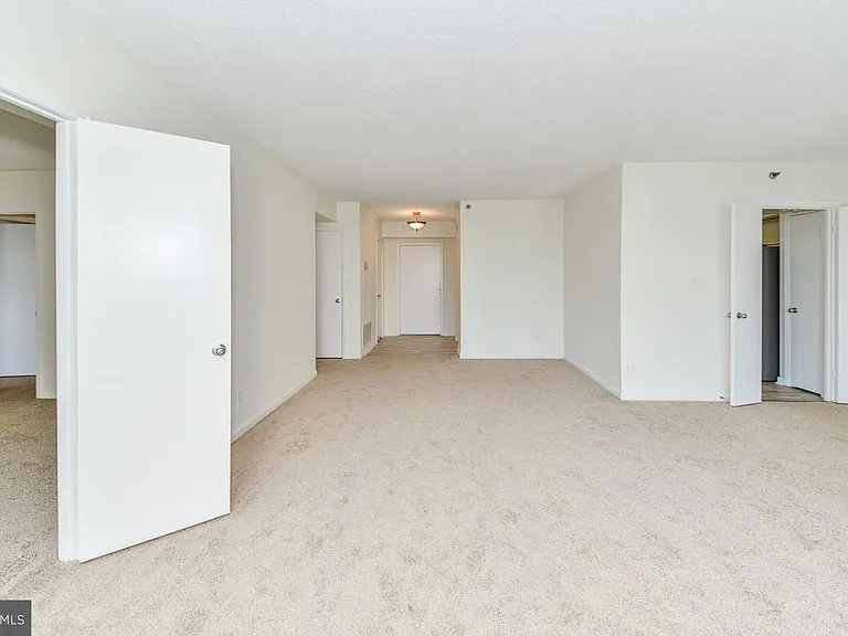 1016 S Wayne St #408 — Photo 7