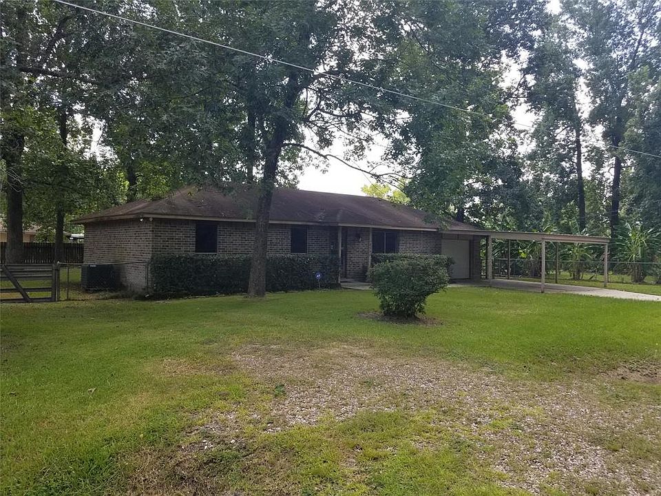 1st image of 18955 Woodridge Dr