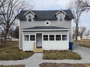 414 N Indiana St, Remington, IN 47977