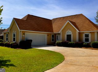 205 Blake Ter, Warner Robins, GA 31088