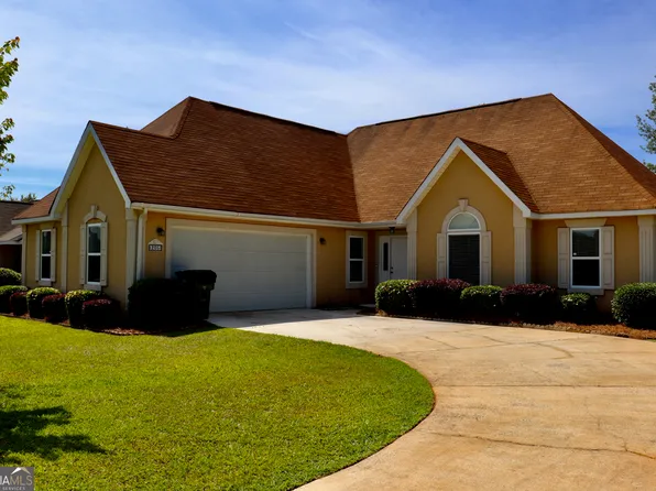 205 Blake Ter, Warner Robins, GA 31088