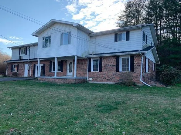 55 Tommy Dyer St, Salyersville, KY 41465