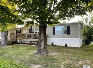 813 N Holly St, Monterey, TN 38574