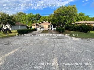 1114 Hagle Park Rd, Bradenton, FL 34212