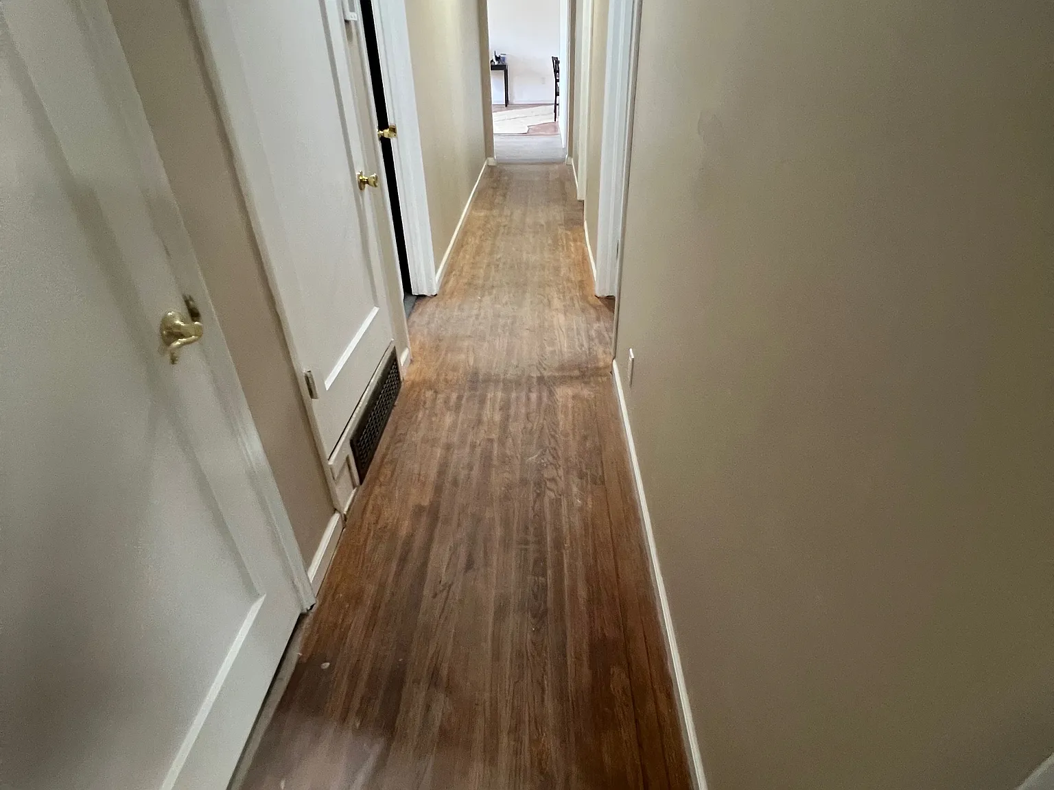 4 bed, 1574 sqft, $4,400 — Photo 4