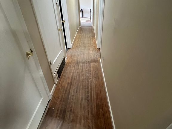 4th image of 25 Kathryn Dr