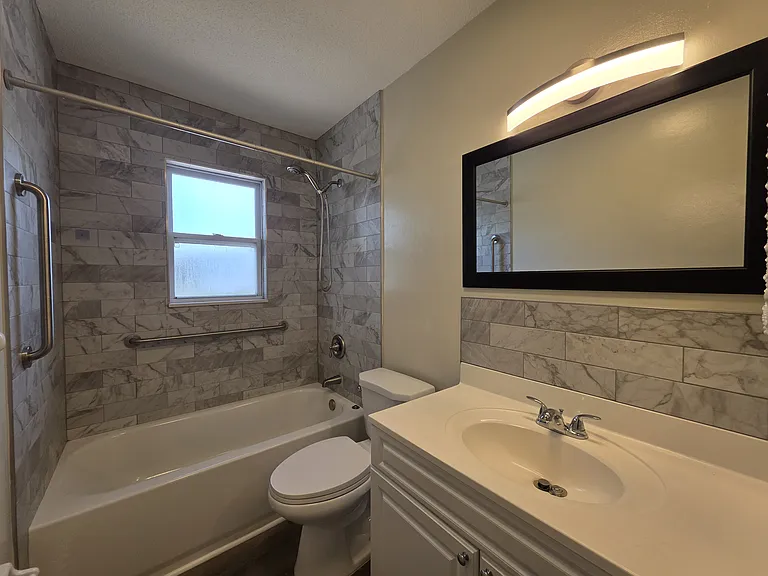 210 Patricia Ave #1 — Photo 8