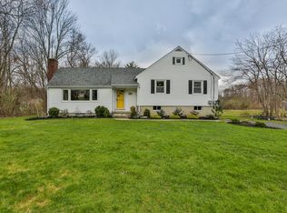 94 Osgood St, Andover, MA 01810