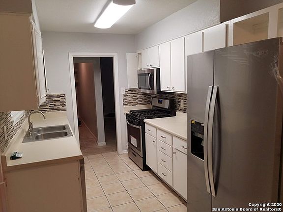 4th image of 7202 Sandspring Ct