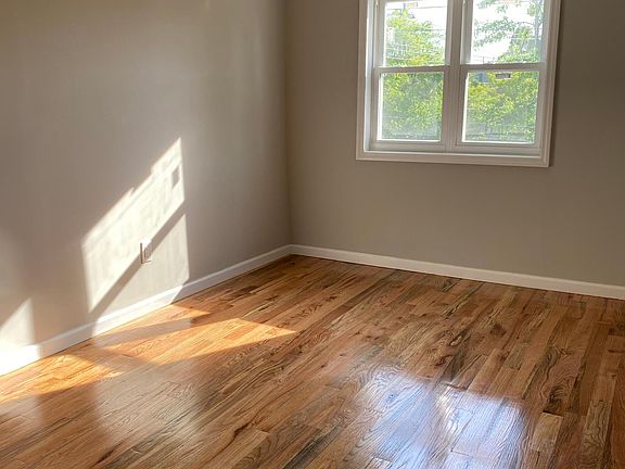 3rd image of 174 Kearney Ave Floor 2