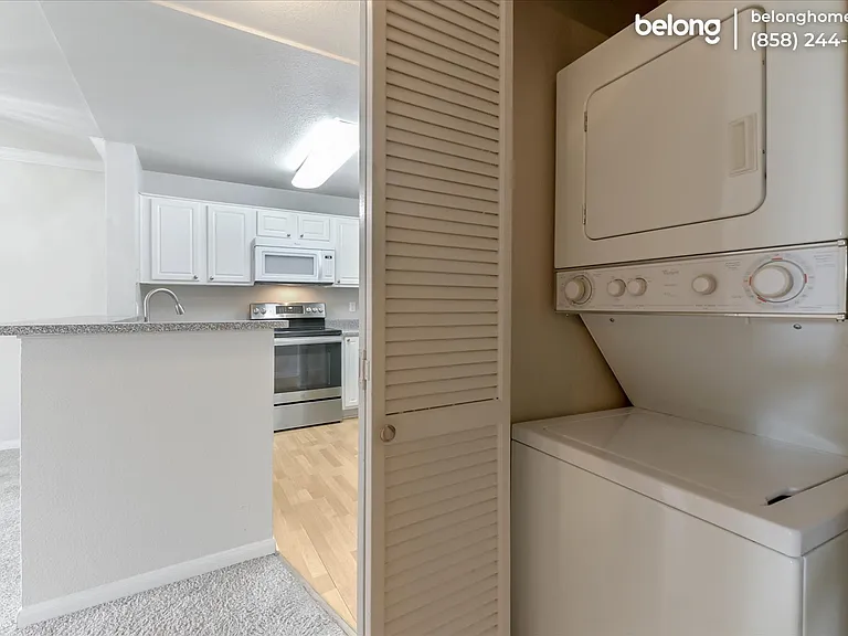 8889 Caminito Plaza Centro #7332 — Photo 15
